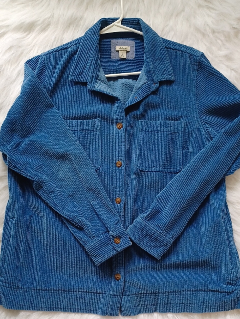 L.L Bean Corduroy Shirt. Blue. Womans Large Regular. 100% Cotton